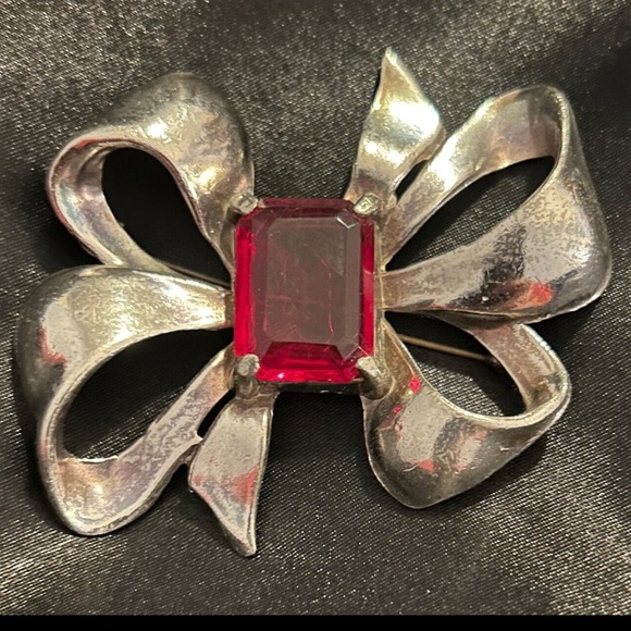 Huge Vintage Crimson Bow Brooch - Stunner from the 40s /  50s - Picture 4 of 8